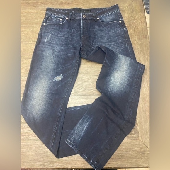 Calvin Klein men, Slim straight distress blue jeans size 34X 32 NWOT Button Fly - Picture 1 of 8